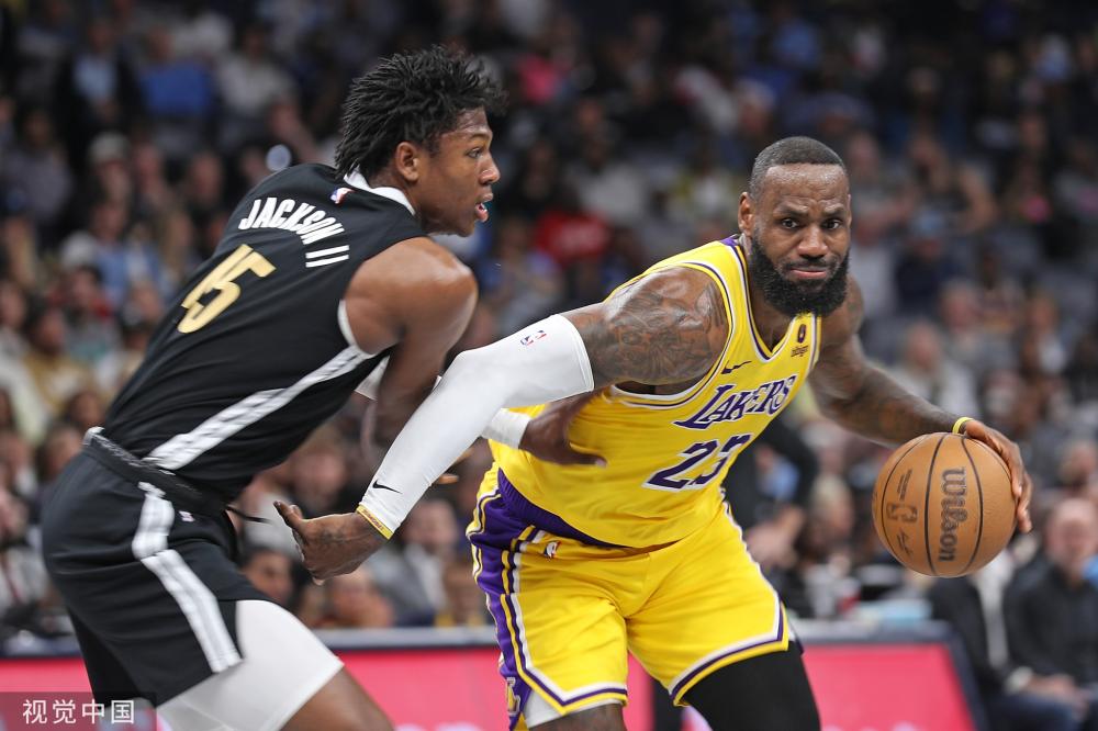 教练们通过 教练们通过