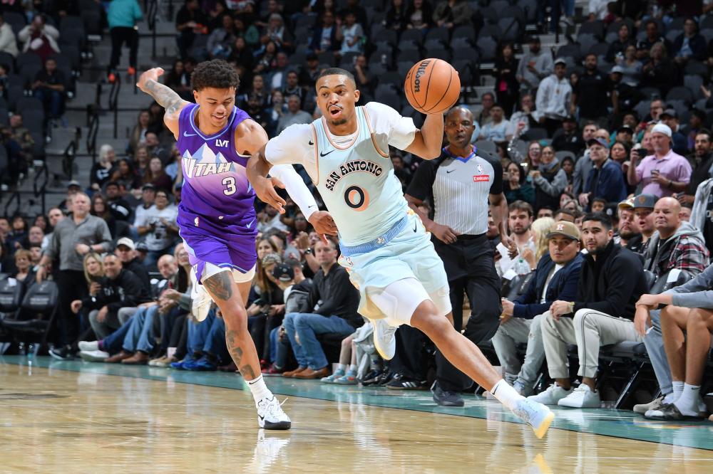 与运动员的 与运动员的